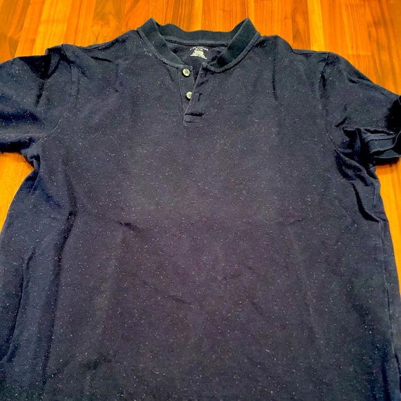 Club Monaco Collarless Golf Shirt in Medium (Navy) - Picture 1 of 3
